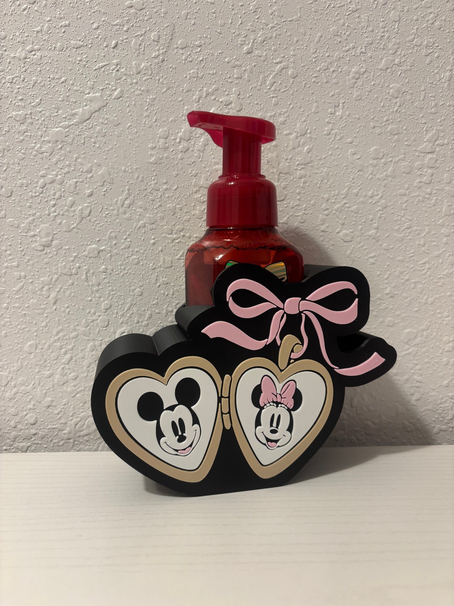 Heart pendant soap holder