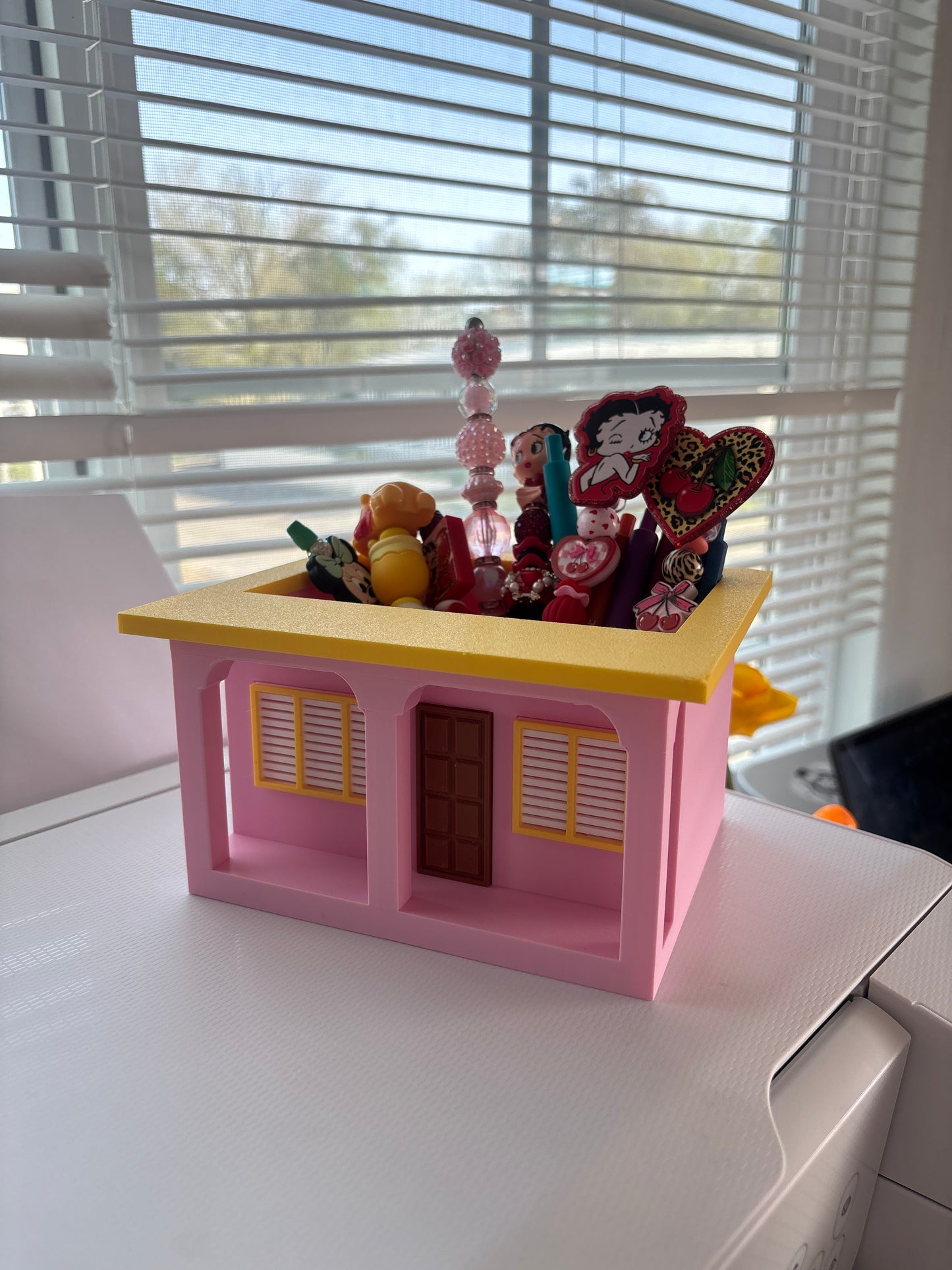 La casita Pencil holder