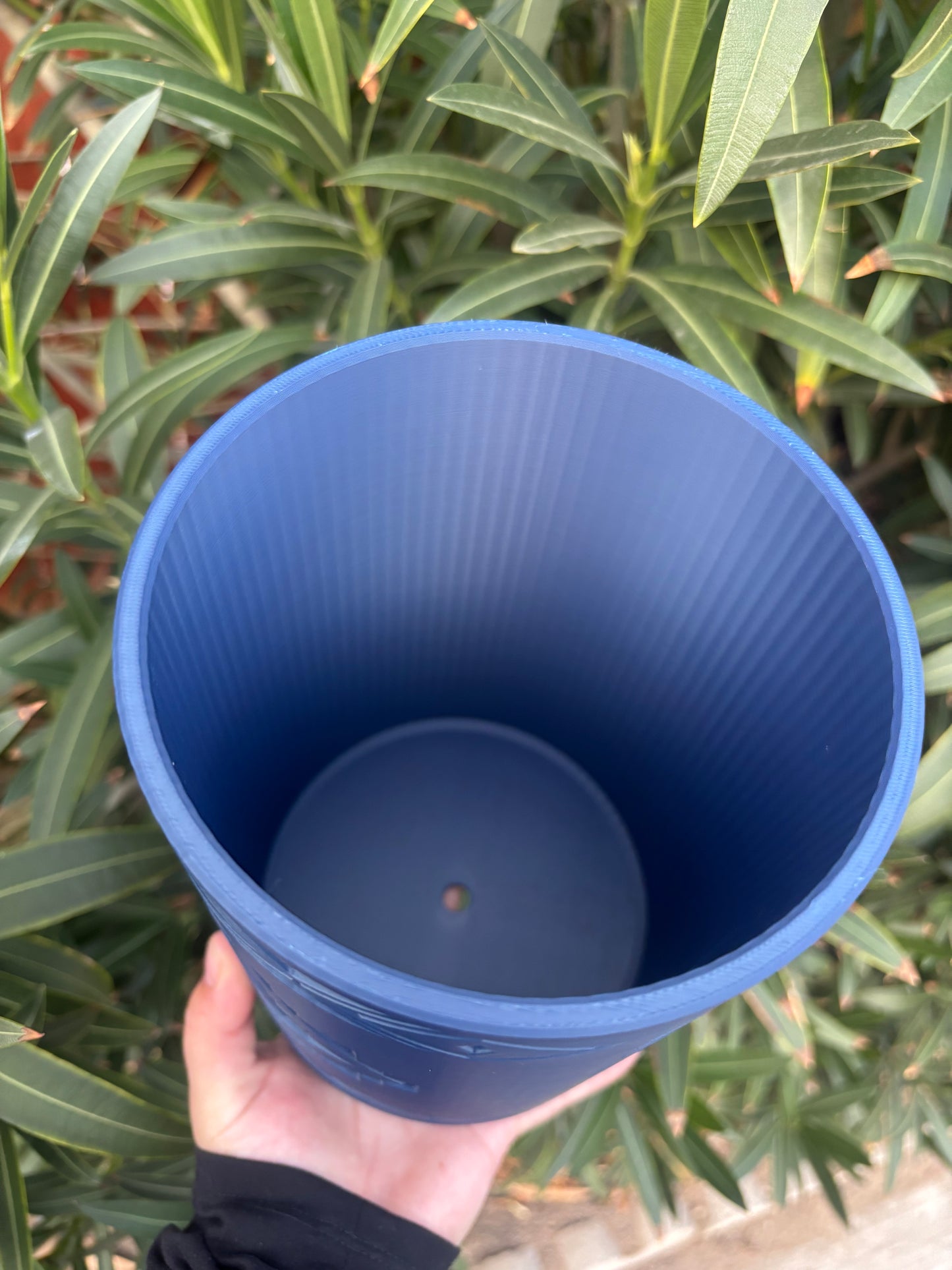 Native utensils holder