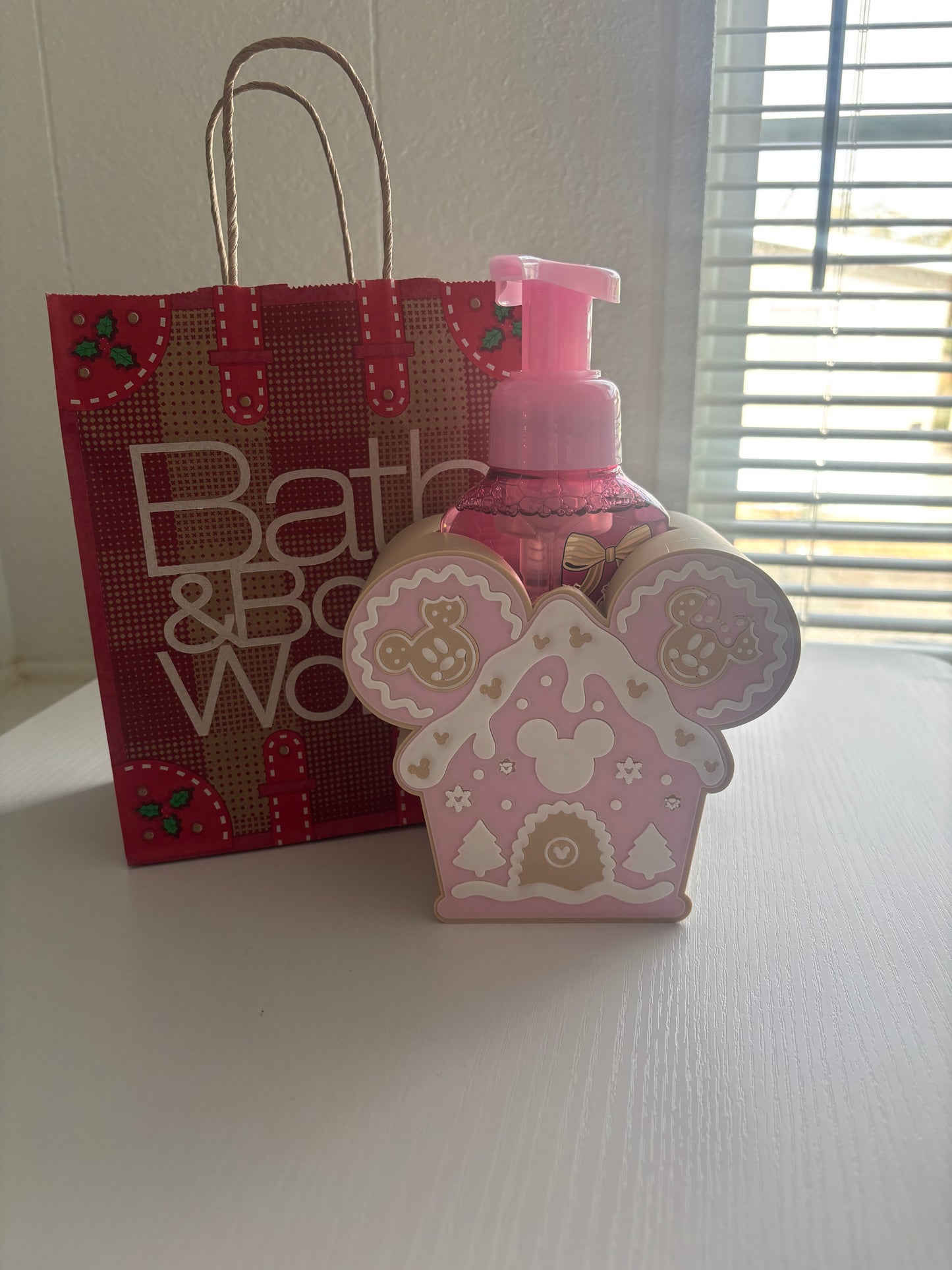 Gingerbread house soap holder