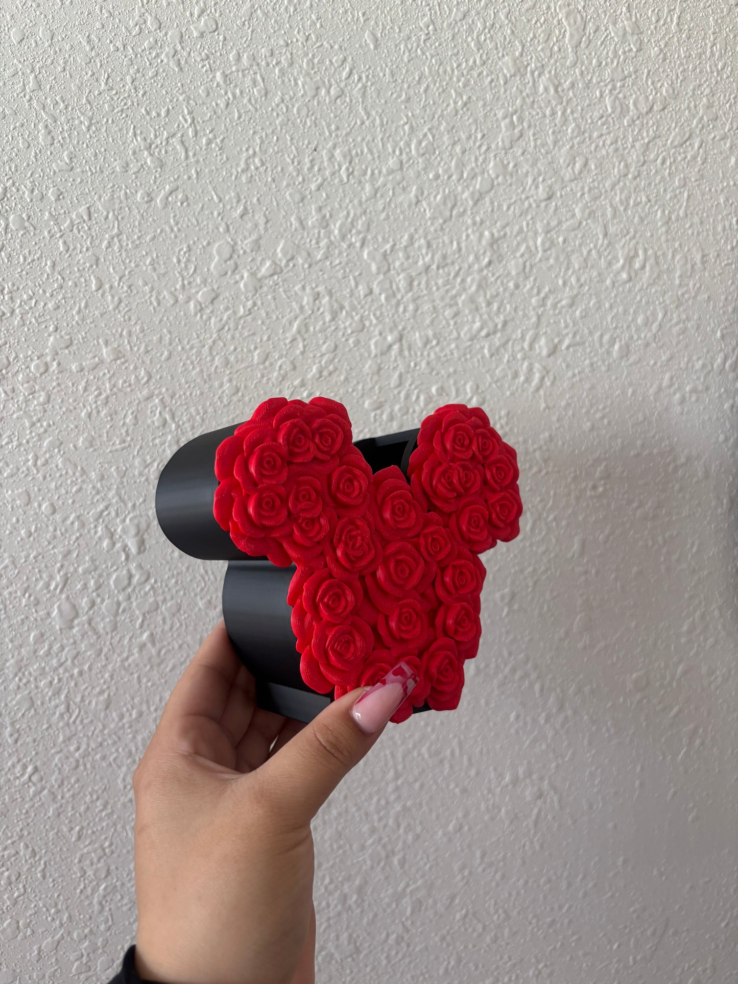 Disney rose pen holder