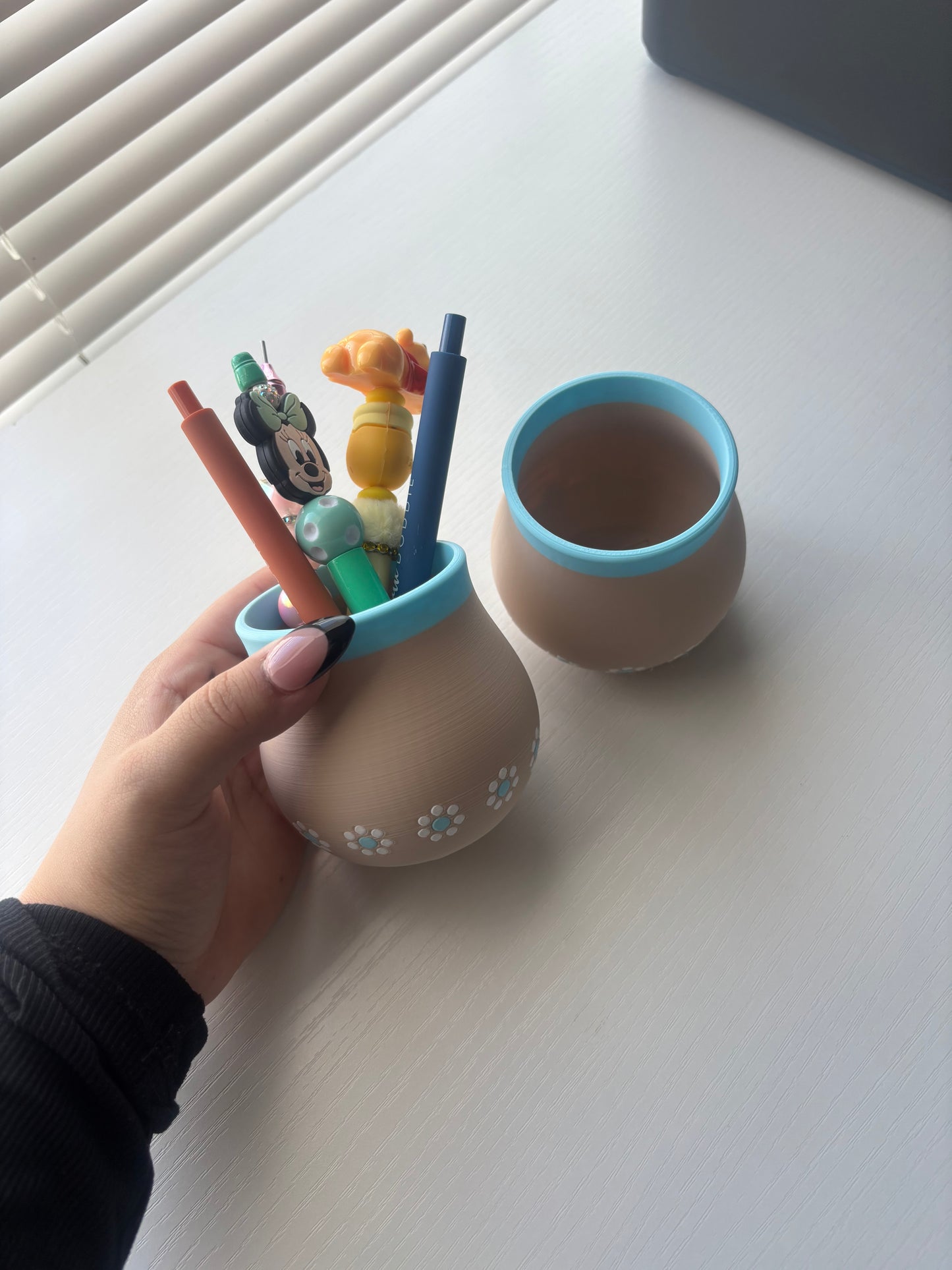 Jarrito pen holder
